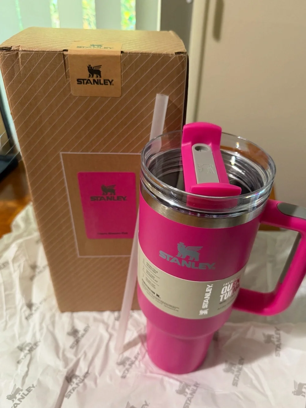 Flowstate Quencher H20  40 oz tumbler -  Cherry Blossom Pink-NIB 🩷🩶 - Picture 2 of 4
